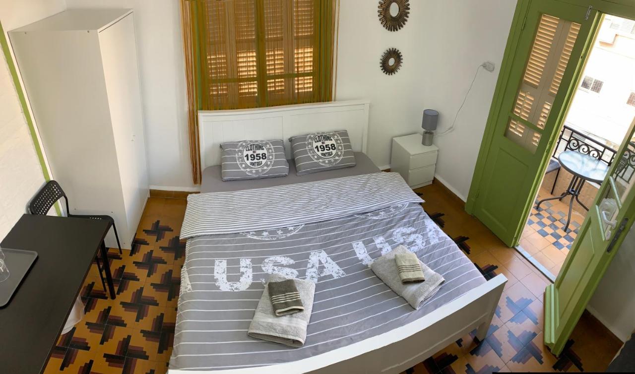 Guesthouse Comfy - Separate Rooms In The Apartment For A Relaxing Holiday Haifa Esterno foto