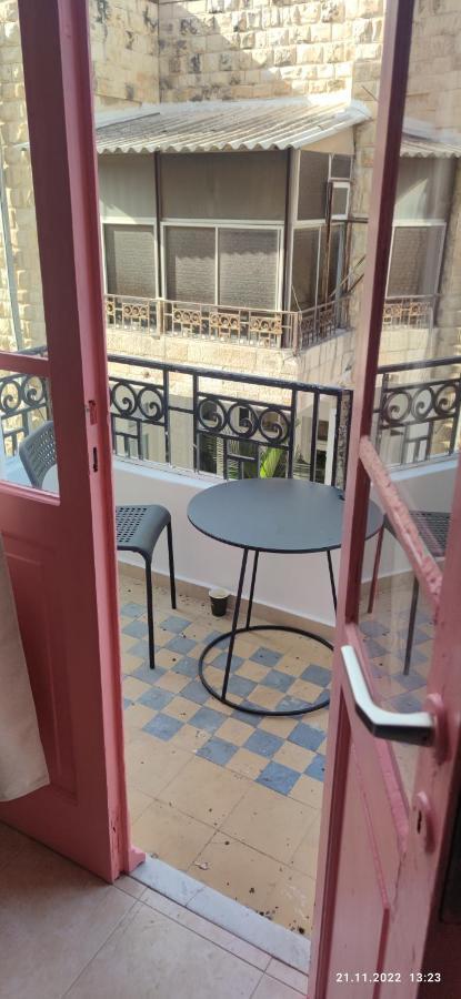 Guesthouse Comfy - Separate Rooms In The Apartment For A Relaxing Holiday Haifa Esterno foto