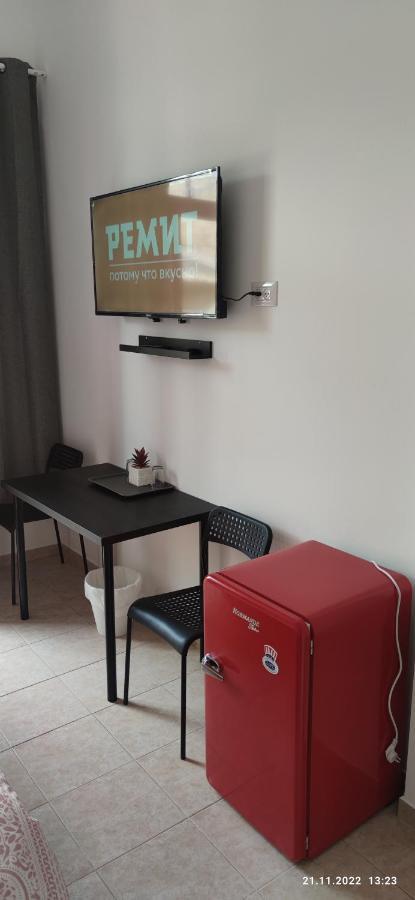 Guesthouse Comfy - Separate Rooms In The Apartment For A Relaxing Holiday Haifa Esterno foto