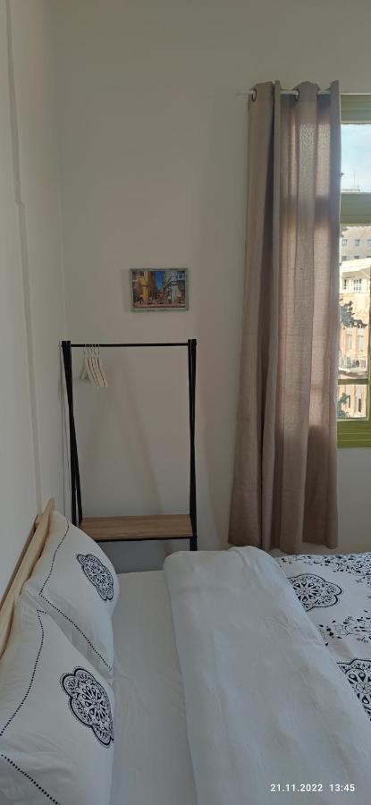 Guesthouse Comfy - Separate Rooms In The Apartment For A Relaxing Holiday Haifa Esterno foto