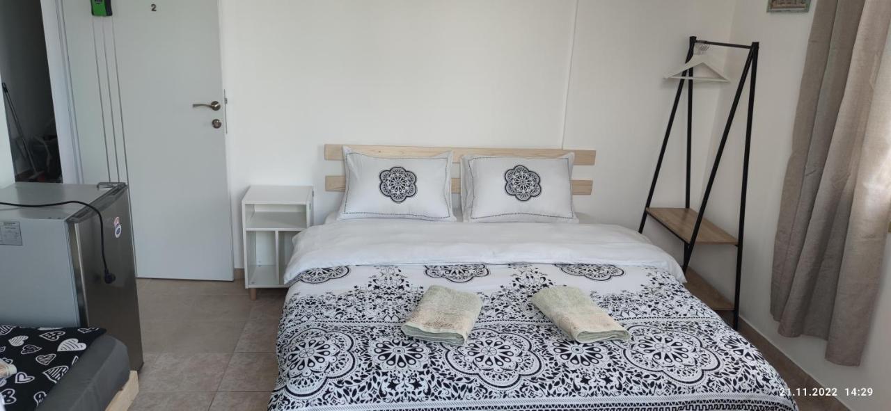 Guesthouse Comfy - Separate Rooms In The Apartment For A Relaxing Holiday Haifa Esterno foto