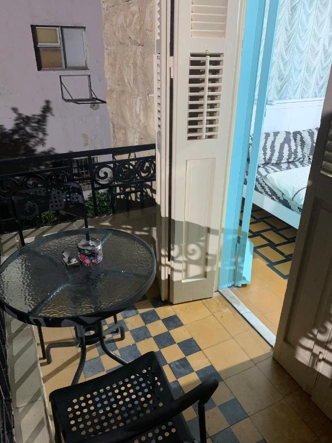 Guesthouse Comfy - Separate Rooms In The Apartment For A Relaxing Holiday Haifa Esterno foto